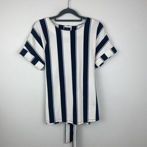 W. Worthington Petite Size PS Blouse Color Cream Black Strips Short Sleeves Tag.